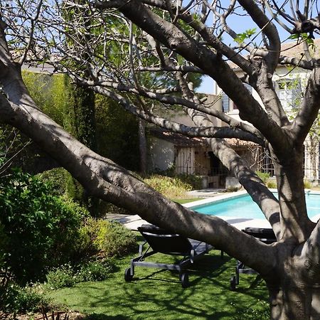Domaine De La Girafe Bed and Breakfast Eyragues Buitenkant foto