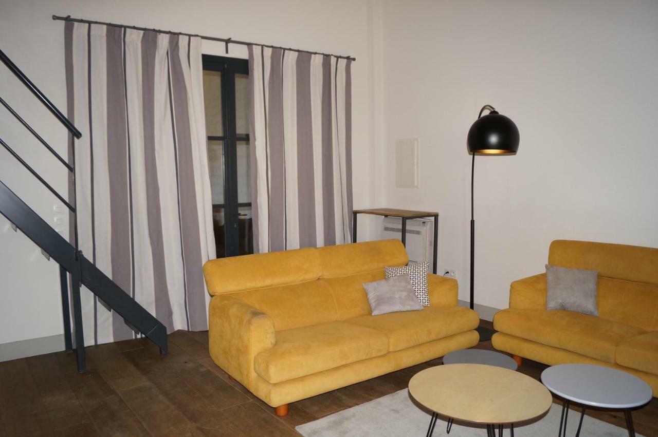 Domaine De La Girafe Bed and Breakfast Eyragues Buitenkant foto